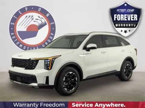White 2025 Kia Sorento S for sale in Fort Walton Beach, FL