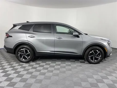 More photos of 2025 Kia Sportage Hybrid LX at Step One Kia Fort Walton Beach, FL