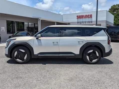 More photos of 2026 Kia EV9 Light Long Range at Step One Kia Fort Walton Beach, FL