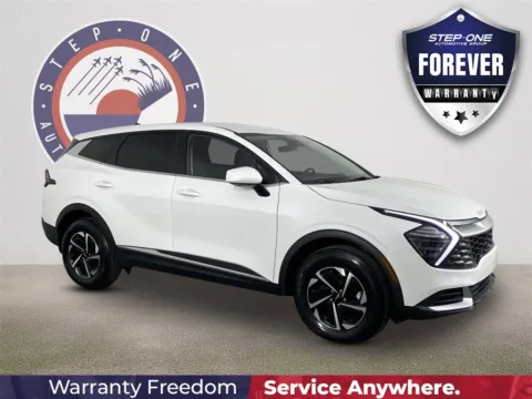 White 2025 Kia Sportage Hybrid LX for sale in Fort Walton Beach, FL