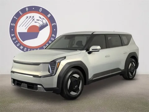Photos of 2026 Kia EV9 Light Long Range for sale in Fort Walton Beach, FL at Step One Kia Fort Walton Beach