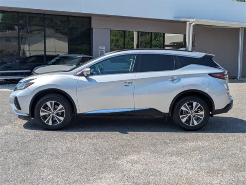 More photos of 2023 Nissan Murano SV at Step One Kia Fort Walton Beach, FL