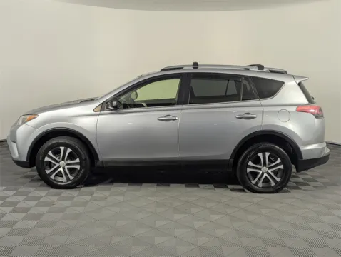 More photos of 2018 Toyota RAV4 LE at Step One Kia Fort Walton Beach, FL