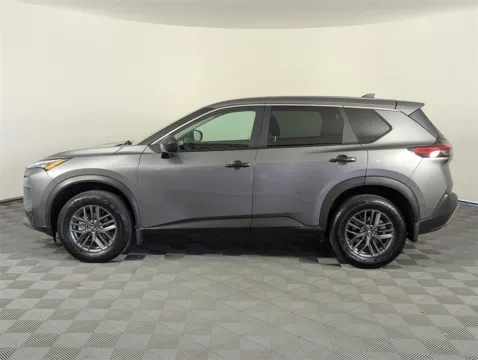 More photos of 2022 Nissan Rogue S at Step One Kia Fort Walton Beach, FL