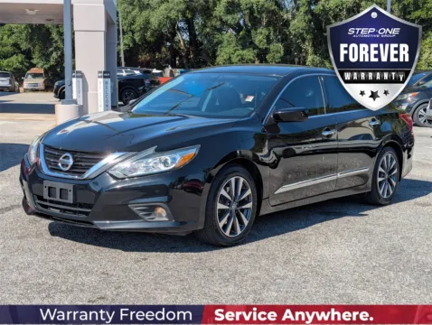 Black 2017 Nissan Altima 2.5 SV for sale in Fort Walton Beach, FL