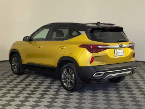 More photos of 2021 Kia Seltos S at Step One Kia Fort Walton Beach, FL