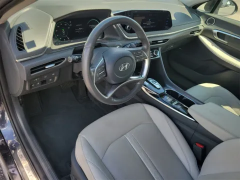 More photos of 2021 Hyundai Sonata Hybrid Limited at Step One Kia Fort Walton Beach, FL