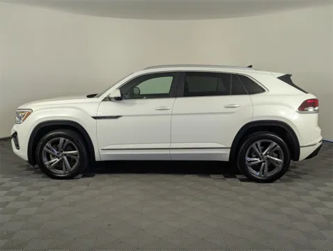 More photos of 2024 Volkswagen Atlas Cross Sport 2.0T SEL R-Line at Step One Kia Fort Walton Beach, FL