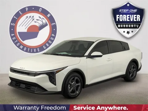 White 2025 Kia K4 LXS for sale in Fort Walton Beach, FL