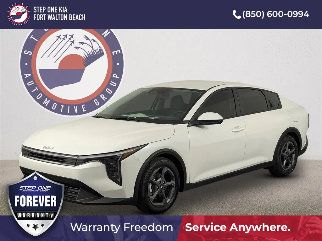 White 2025 Kia K4 LXS for sale in Fort Walton Beach, FL