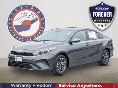 Gray 2024 Kia Forte LXS for sale in Fort Walton Beach, FL