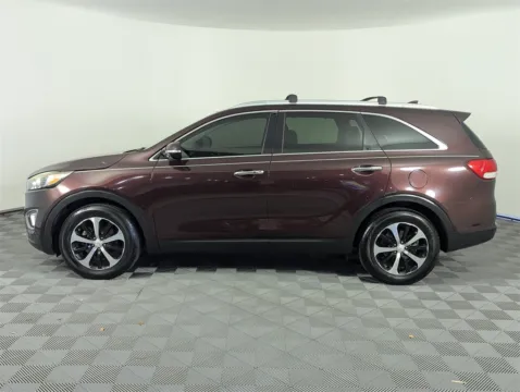 More photos of 2016 Kia Sorento EX at Step One Kia Fort Walton Beach, FL