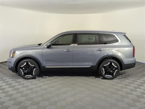 More photos of 2025 Kia Telluride S at Step One Kia Fort Walton Beach, FL