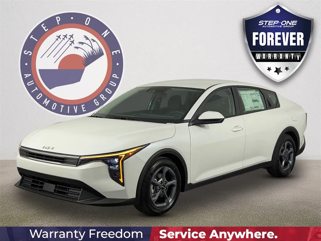 White 2025 Kia K4 LXS for sale in Fort Walton Beach, FL