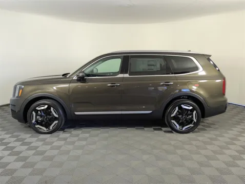 More photos of 2025 Kia Telluride S at Step One Kia Fort Walton Beach, FL