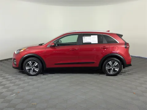 More photos of 2022 Kia Niro LXS at Step One Kia Fort Walton Beach, FL