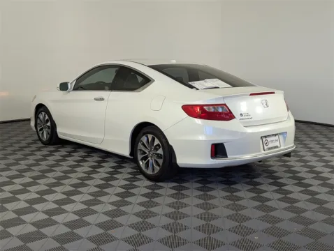 More photos of 2015 Honda Accord EX-L at Step One Kia Fort Walton Beach, FL