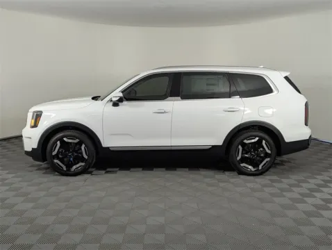 More photos of 2025 Kia Telluride EX at Step One Kia Fort Walton Beach, FL
