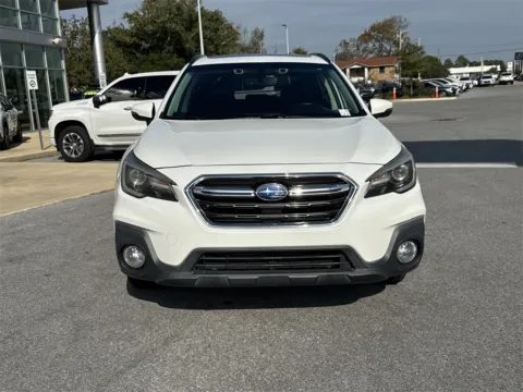 More photos of 2018 Subaru Outback 2.5i at Step One Subaru Fort Walton Beach, FL