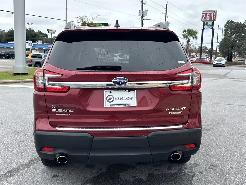2024 Subaru Ascent Touring photo 3
