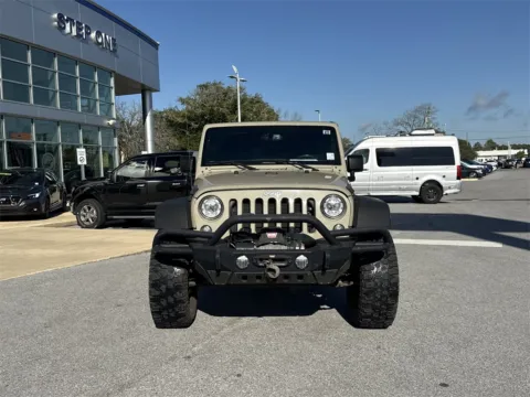 More photos of 2018 Jeep Wrangler JK Unlimited Rubicon at Step One Subaru Fort Walton Beach, FL
