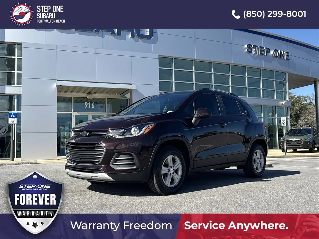 Black 2022 Chevrolet Trax LT for sale in Fort Walton Beach, FL