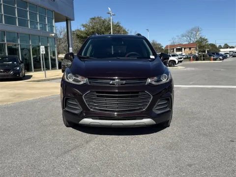More photos of 2022 Chevrolet Trax LT at Step One Subaru Fort Walton Beach, FL
