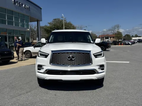More photos of 2021 INFINITI QX80 LUXE at Step One Subaru Fort Walton Beach, FL
