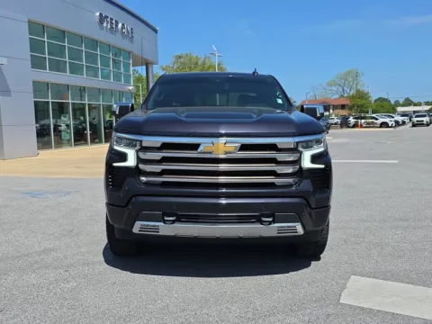 More photos of 2022 Chevrolet Silverado 1500 High Country at Step One Subaru Fort Walton Beach, FL