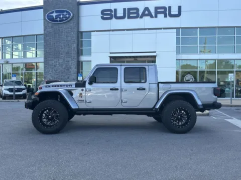 More photos of 2020 Jeep Gladiator Rubicon at Step One Subaru Fort Walton Beach, FL