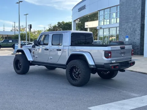 More photos of 2020 Jeep Gladiator Rubicon at Step One Subaru Fort Walton Beach, FL