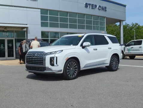 Photos of 2025 Hyundai Palisade Calligraphy for sale in Fort Walton Beach, FL at Step One Subaru Fort Walton Beach