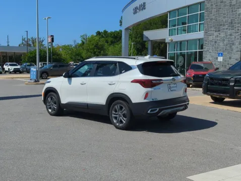 More photos of 2021 Kia Seltos S at Step One Subaru Fort Walton Beach, FL