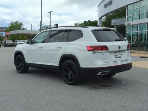 More photos of 2022 Volkswagen Atlas 2.0T SE w/Technology at Step One Subaru Fort Walton Beach, FL