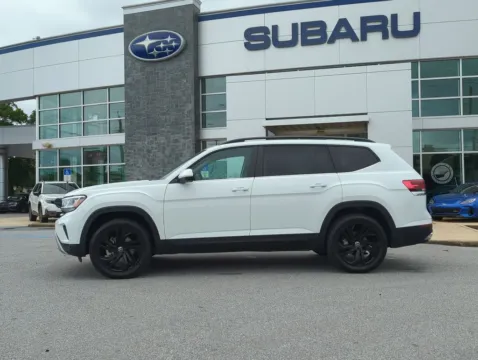 More photos of 2022 Volkswagen Atlas 2.0T SE w/Technology at Step One Subaru Fort Walton Beach, FL