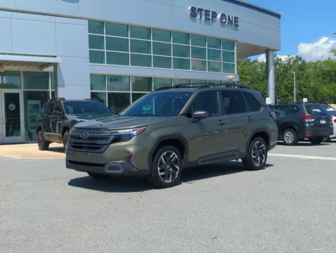Green 2025 Subaru Forester Limited for sale in Fort Walton Beach, FL
