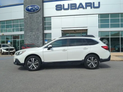 More photos of 2019 Subaru Outback 2.5i at Step One Subaru Fort Walton Beach, FL