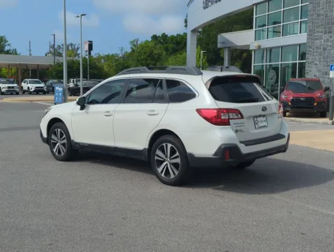 More photos of 2019 Subaru Outback 2.5i at Step One Subaru Fort Walton Beach, FL
