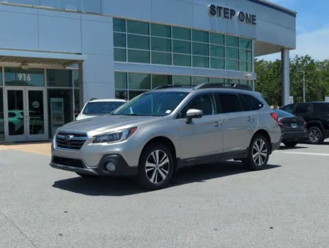 Gray 2018 Subaru Outback 2.5i for sale in Fort Walton Beach, FL