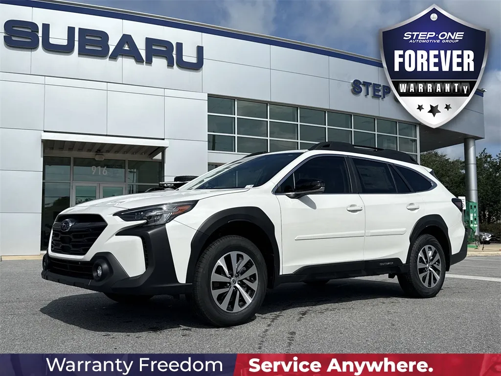 White 2025 Subaru Outback Premium for sale in Fort Walton Beach, FL