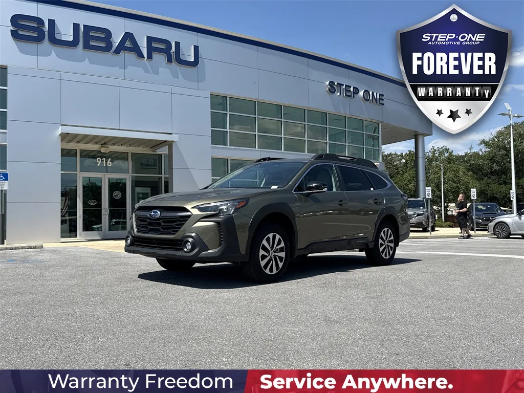 Green 2025 Subaru Outback Premium for sale in Fort Walton Beach, FL