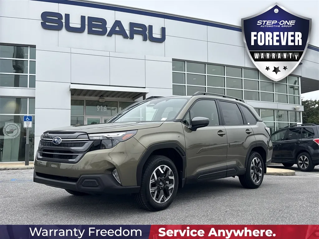 Green 2025 Subaru Forester Premium for sale in Fort Walton Beach, FL