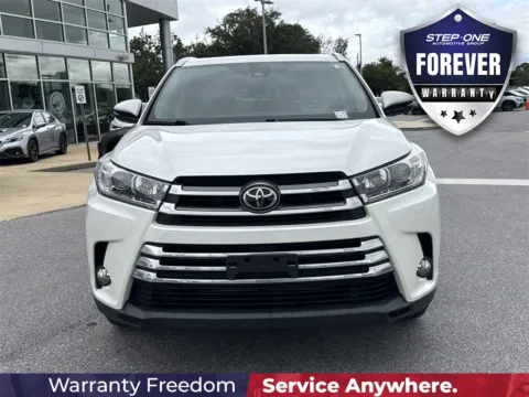 More photos of 2017 Toyota Highlander Limited at Step One Subaru Fort Walton Beach, FL