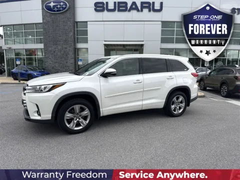 More photos of 2017 Toyota Highlander Limited at Step One Subaru Fort Walton Beach, FL