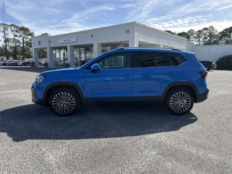 More photos of 2025 Volkswagen Taos 1.5T SE at Step One Volkswagen Fort Walton Beach, FL