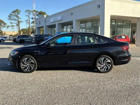 More photos of 2020 Volkswagen Jetta SEL at Step One Volkswagen Fort Walton Beach, FL