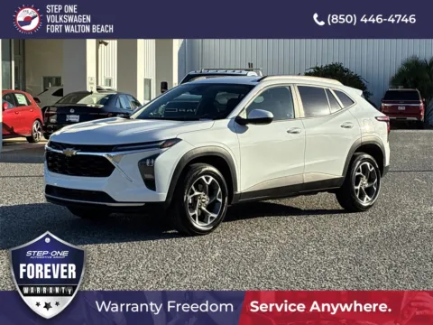 White 2025 Chevrolet Trax LT for sale in Fort Walton Beach, FL