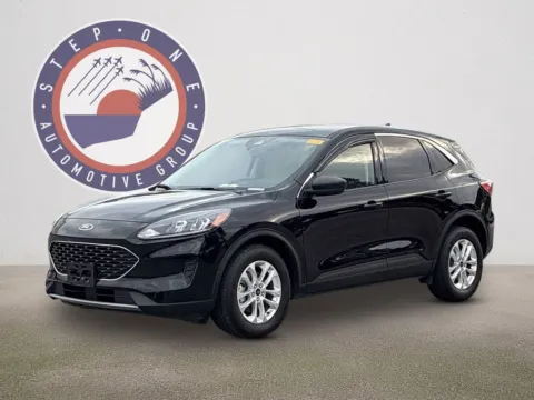 Photos of 2022 Ford Escape Hybrid SE for sale in Fort Walton Beach, FL at Step One Volkswagen Fort Walton Beach