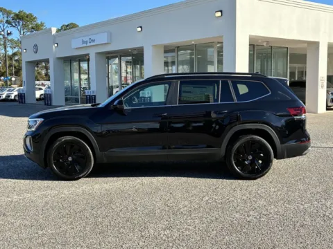 More photos of 2026 Volkswagen Atlas 2.0T SE w/Technology at Step One Volkswagen Fort Walton Beach, FL