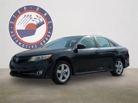 Photos of 2013 Toyota Camry SE for sale in Fort Walton Beach, FL at Step One Volkswagen Fort Walton Beach